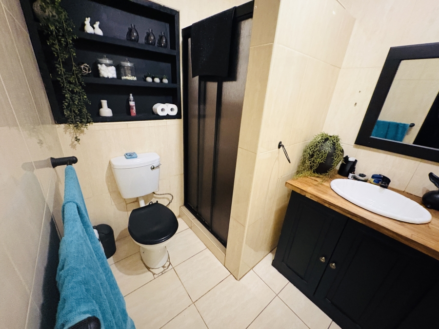 3 Bedroom Property for Sale in Ifafi North West